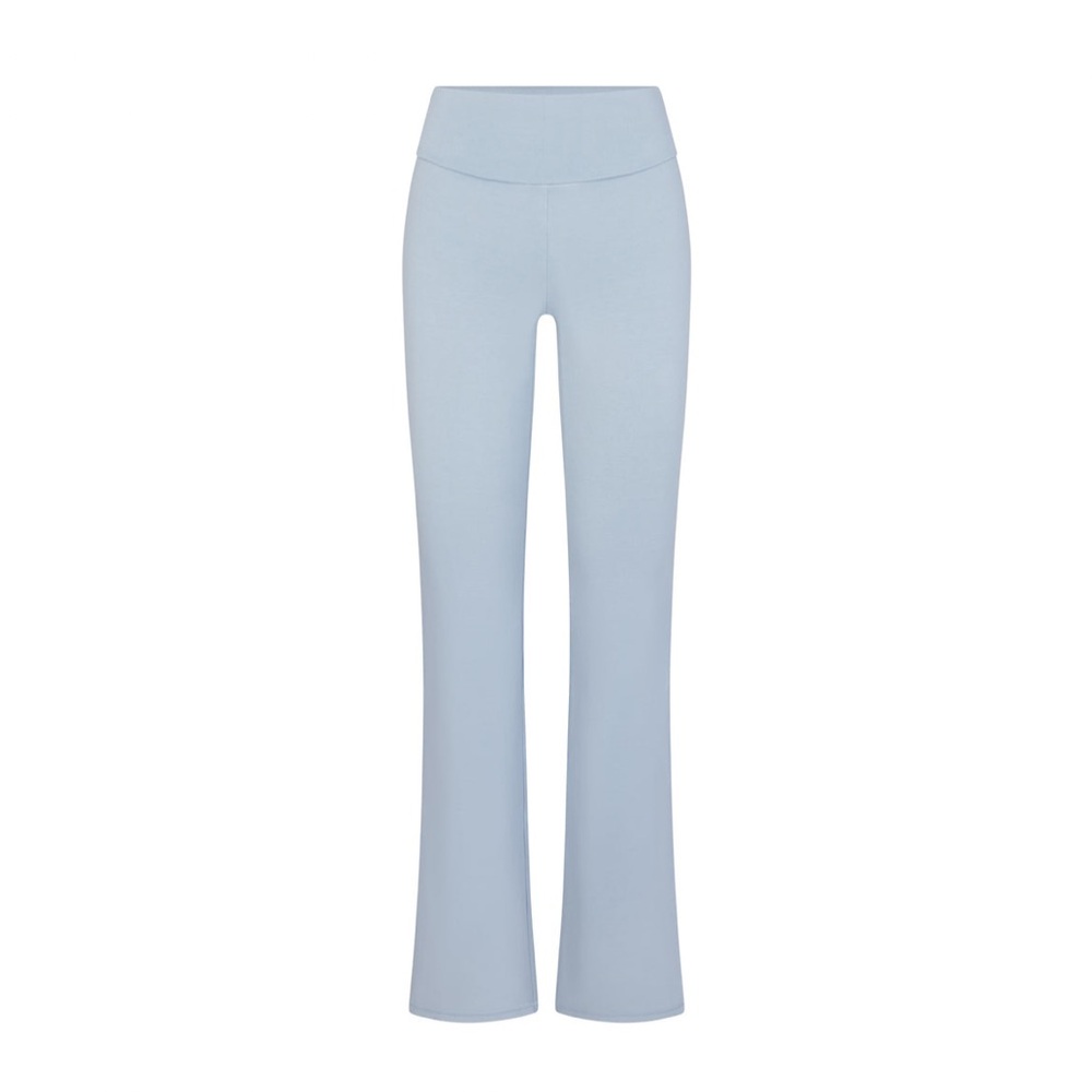 SKIMS OUTDOOR BOOTCUT LEGGING | Denim | Size L | SOLD OUT | LIMITED EDITION